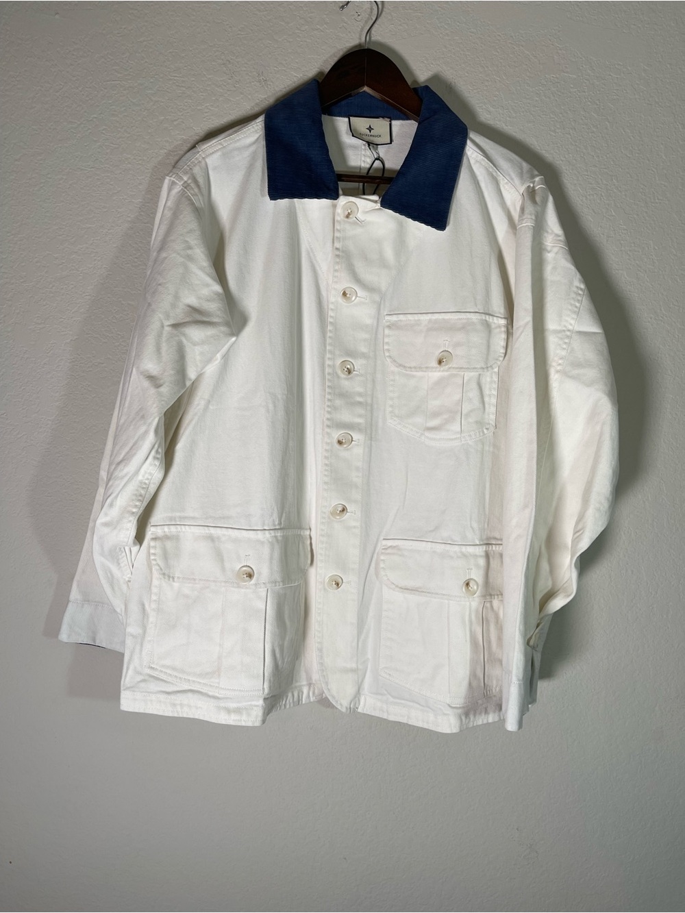 Tuckernuck White Bunny Barn Jacket Size Medium NWT Relaxed Fit Corduroy Collar - Picture 6 of 16